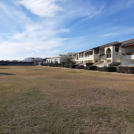 Appartement Front De Mer Avec Vue Et Acces Plage, Saintes-Maries-De-La-Mer Buitenkant foto
