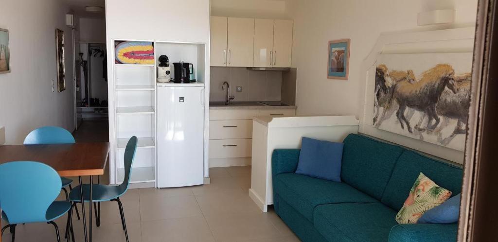 Appartement Front De Mer Avec Vue Et Acces Plage, Saintes-Maries-De-La-Mer Buitenkant foto